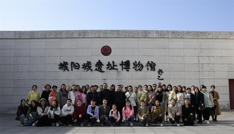 學(xué)精神 續(xù)血脈——信陽(yáng)市中醫(yī)院開展“三八”節(jié)博物館參觀活動(dòng)
